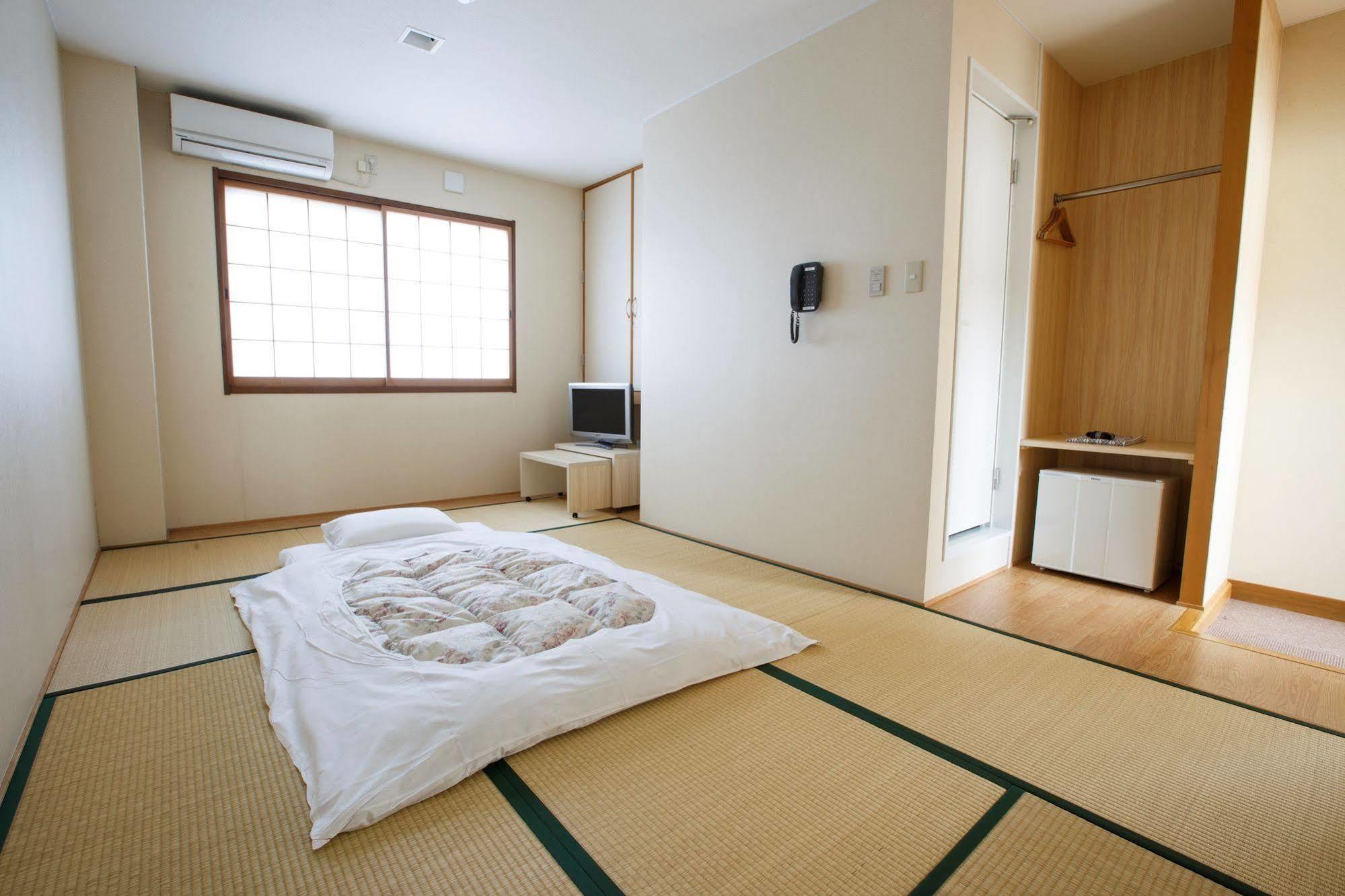 Business Inn Umesaki - Vacation Stay 63382V Nagasu Exteriér fotografie