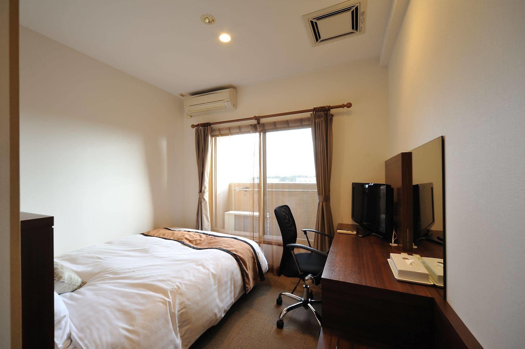 Business Inn Umesaki - Vacation Stay 63382V Nagasu Exteriér fotografie